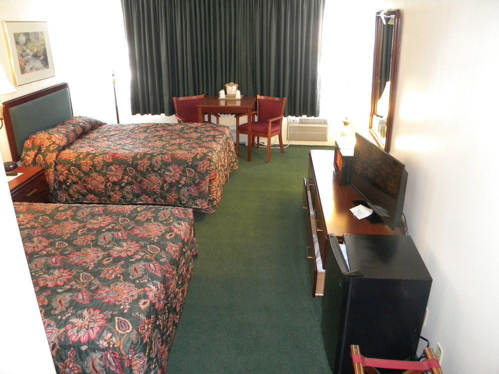Baxter Park Inn Millinocket Kültér fotó