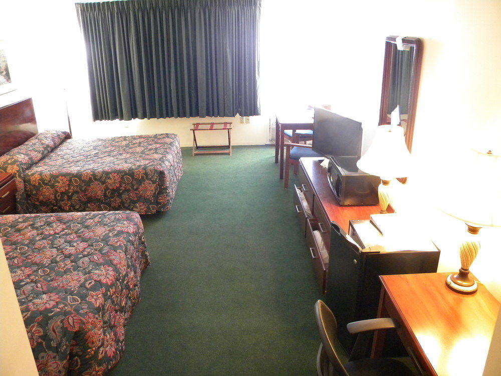 Baxter Park Inn Millinocket Kültér fotó