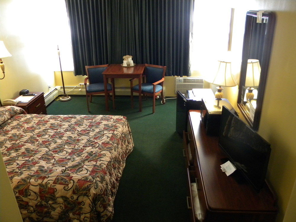 Baxter Park Inn Millinocket Kültér fotó