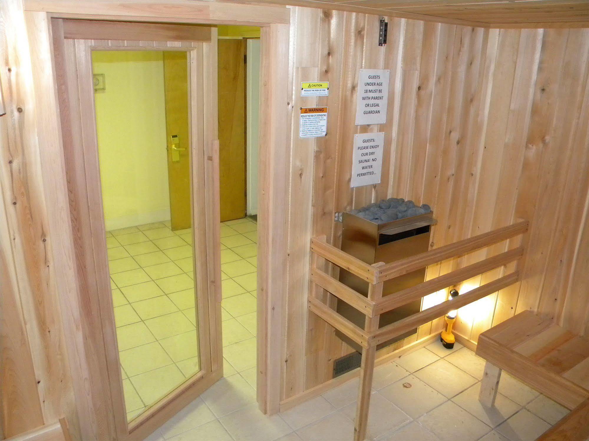 Baxter Park Inn Millinocket Kültér fotó